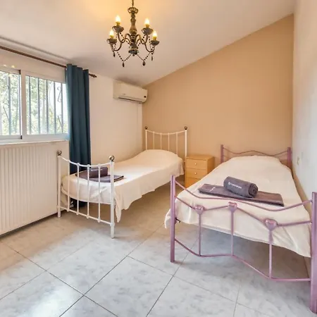 Terrafortuna Sleeps 12 Pool Wifi Lloret de Mar