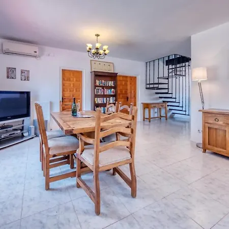 Villa Terrafortuna Sleeps 12 Pool Wifi Lloret de Mar